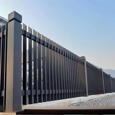 Cercas de privacidade de jardim ao ar livre com painéis horizontais de laje de alumínio de grau 6063 e design