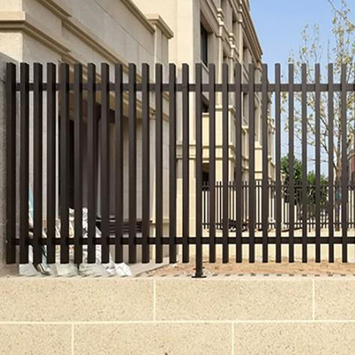 Portão de vedação personalizado com 5,8-6,0M comprimento T5 Grelha de alumínio preto