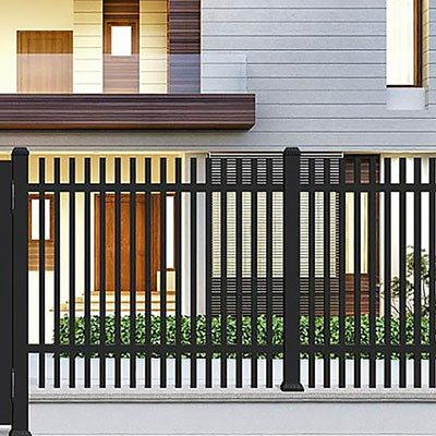 Sistema de Cercas de Alumínio Painel decorativo de porta em preto com serviço de corte disponível