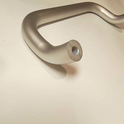 Manos de perfis de alumínio CNC personalizadas para janela industrial e porta T5