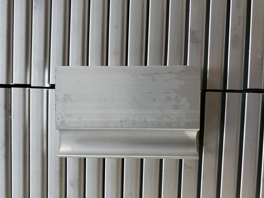 Extrusão industrial de perfis de alumínio moagem de cores personalizadas 6063-T5 Alumínio quadro