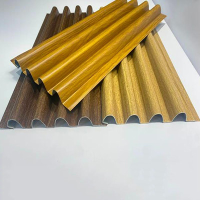 Parede de fundo de alumínio decorativo quadrado com cor personalizada e tratamento de envelhecimento T3-T6