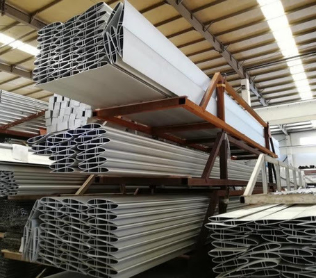 5.8-6.0M comprimento quadrado impermeável pergola de alumínio louver com perfil ajustável
