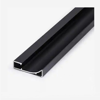 Perfuração Perfuração de precisão Corte CNC Baseboards de alumínio Led Baseboard para Skirting Board