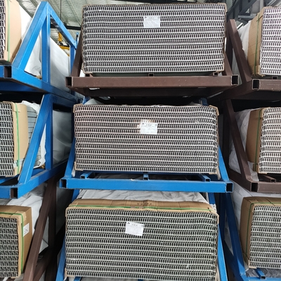 Quadros de painéis solares leves Perfis de secção de alumínio para sistema solar personalizado