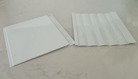 Profissionais de tecto em alumínio para decoração, revestidos com pó, de grãos de madeira