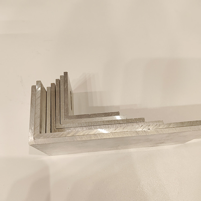 Revestimento de acabamento de moinho/anodizante/poda de revestimento de alumínio ângulo 6061 6063 Perfil industrial L