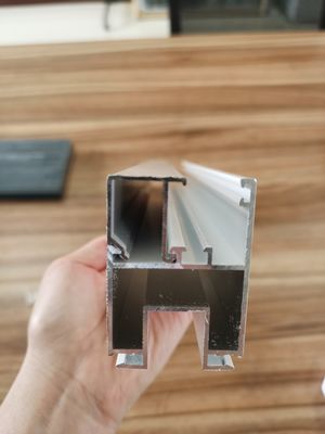 Profissionais de alumínio de construção de edifícios de Madagascar personalizados por amostras ou desenhos
