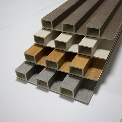 Painel de parede de alumínio à prova d'água e de som para design de interiores modernos em apartamentos