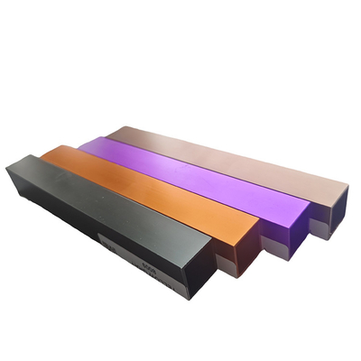 Perfil de extrusão de alumínio com superfície anodizada colorida para linha decorativa Dorado