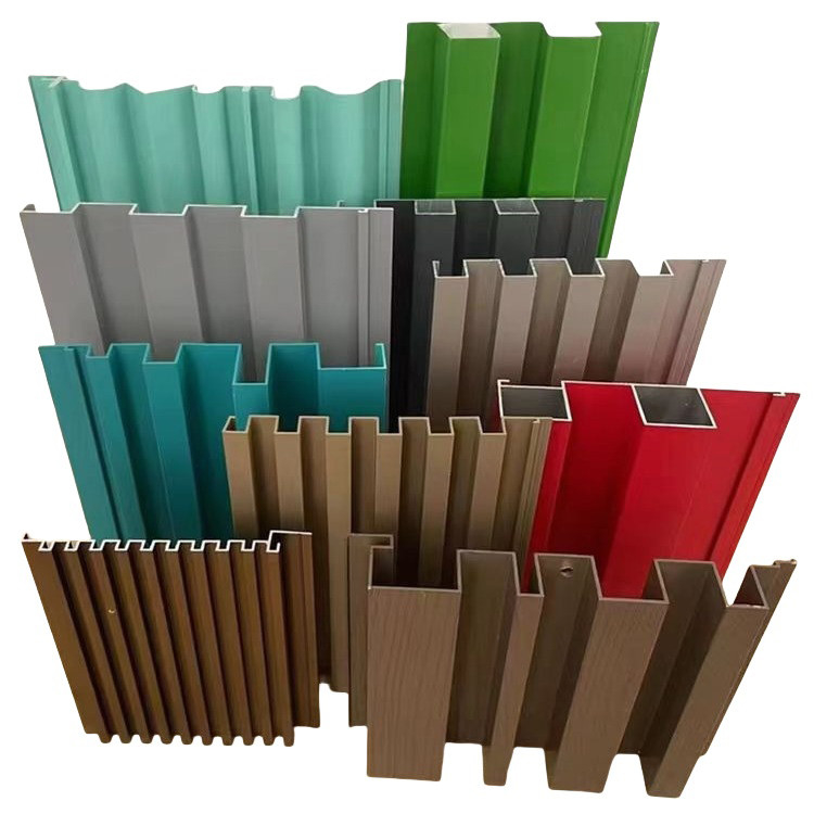 Parede de fundo de alumínio decorativo quadrado com cor personalizada e tratamento de envelhecimento T3-T6
